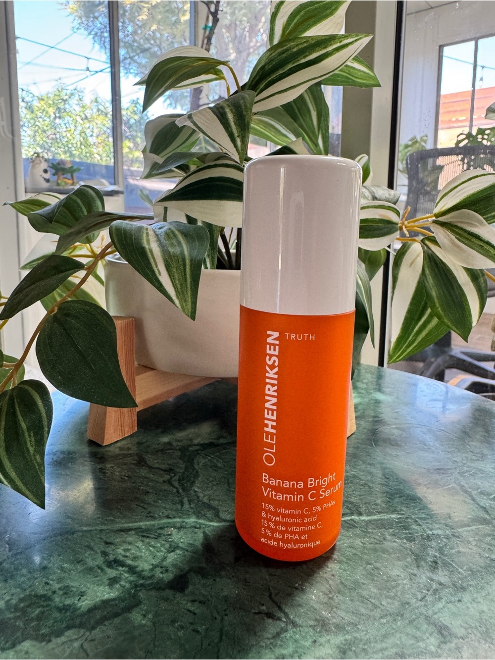 OLEHENRIKSEN Banana Bright Vitamin C Serum - NEW